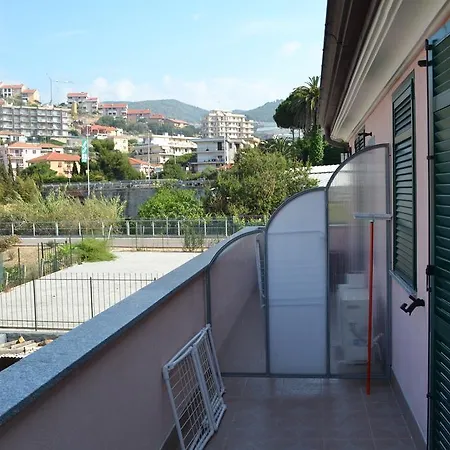Liguria Mare Apartment *